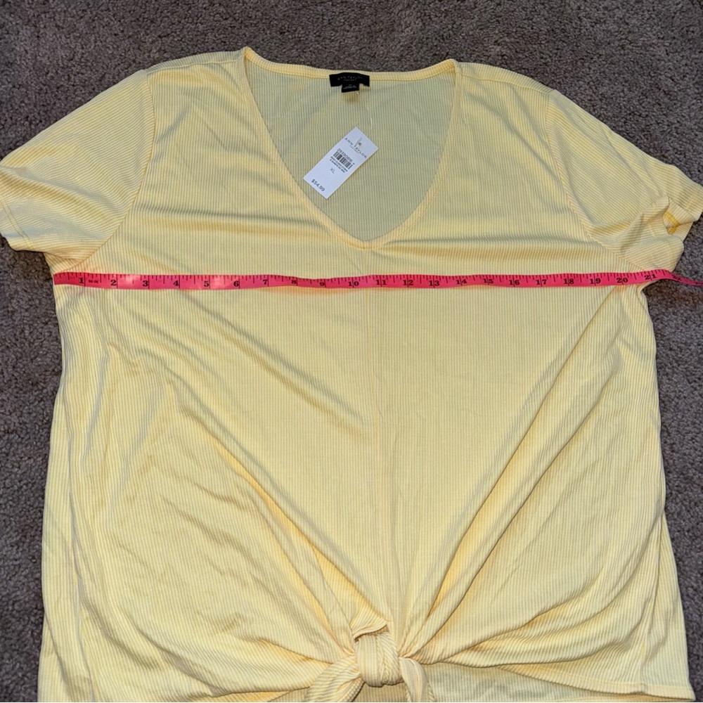 NWT Ann Taylor T Shirt XL Yellow - Picture 2 of 6
